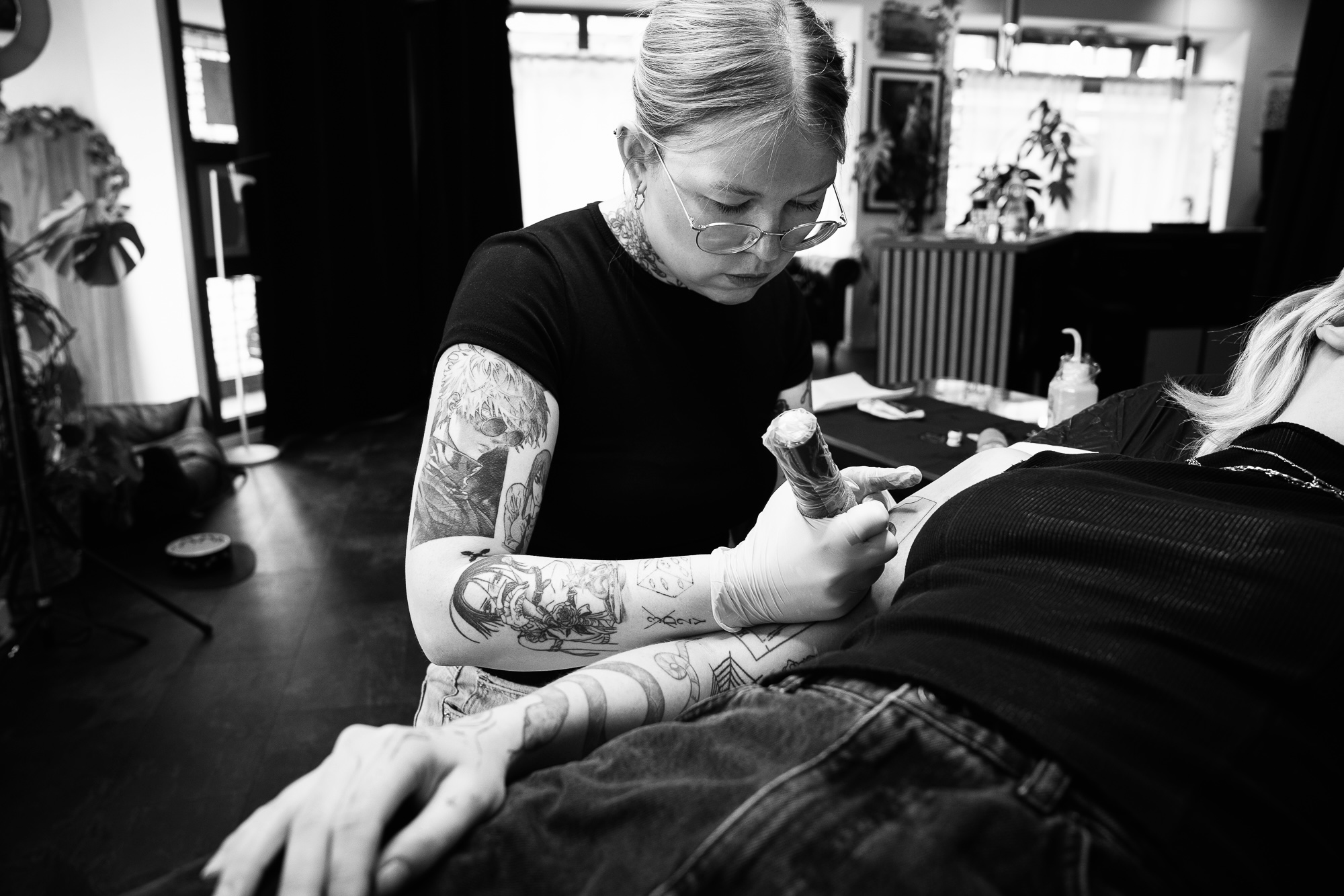 Arbeitsplatz im Tattoostudio in Nürnberg